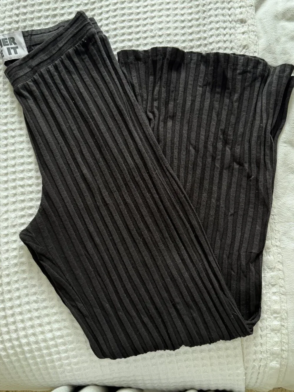 MOTHER The Quickie Roller Hover Ribbed Pants - Picture 4 of 8